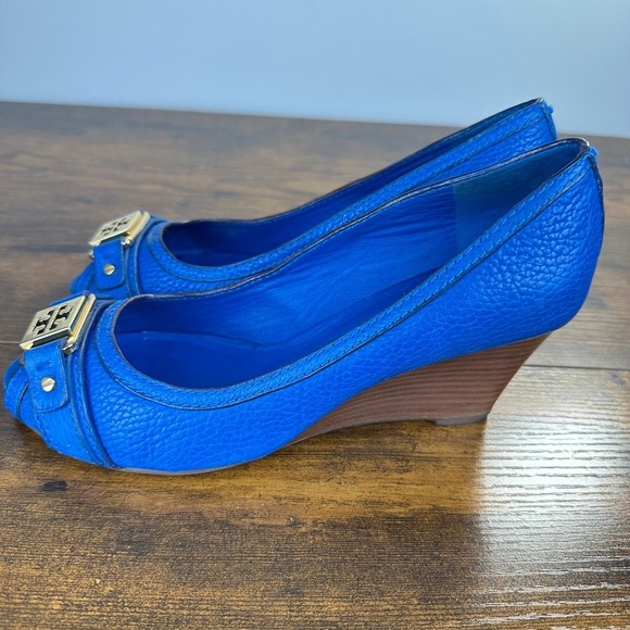 Tory Burch Natalya pebbled leather wedge open toe shoes Blue Size 6.5 - Picture 2 of 11